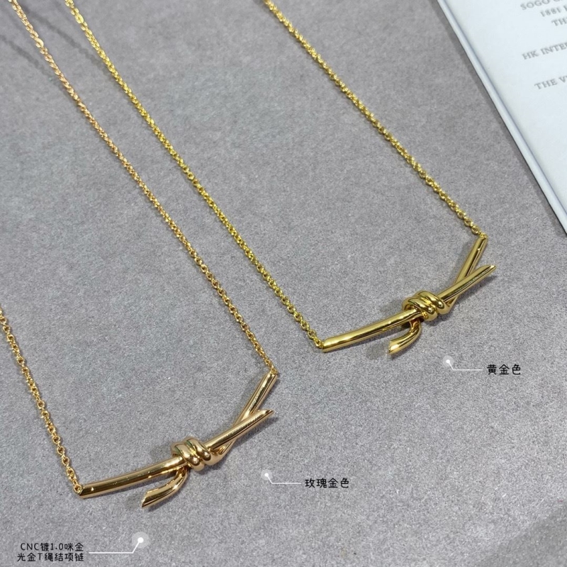 T*f*ny necklaces